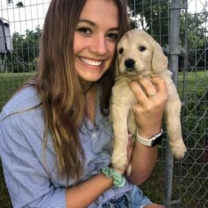 Meet your Posher, Emilie